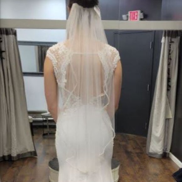 NEW Beaded Ivory Bridal Veil - 36" with comb - Picture 1 of 5